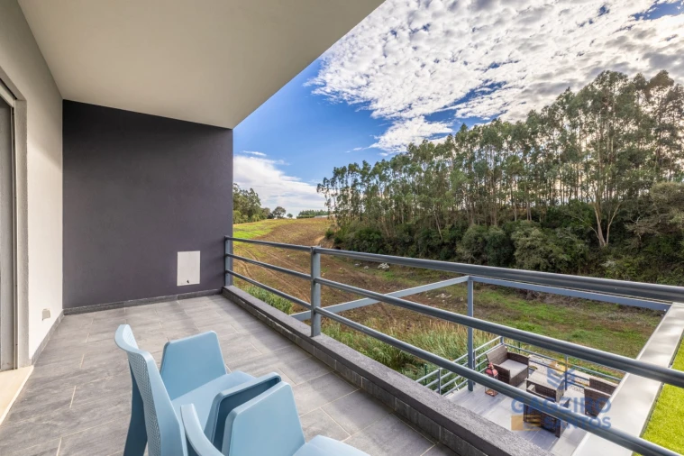 Moradia T4 para Venda em Barrio Foto 35