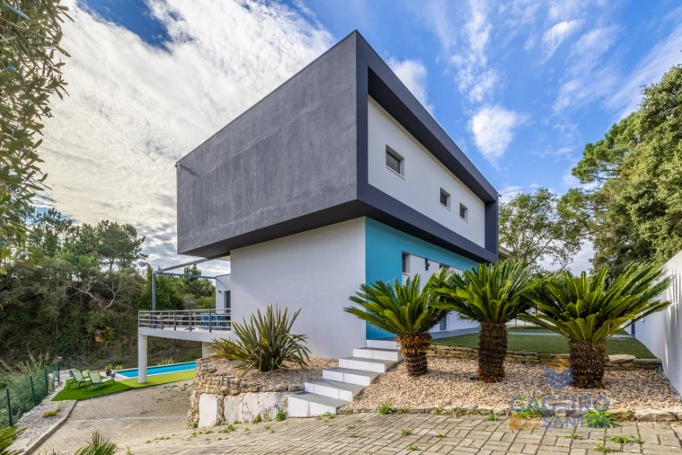 Moradia T4 para Venda em Barrio Foto 50