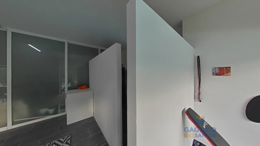 Moradia T4 para Venda em Barrio Foto 69