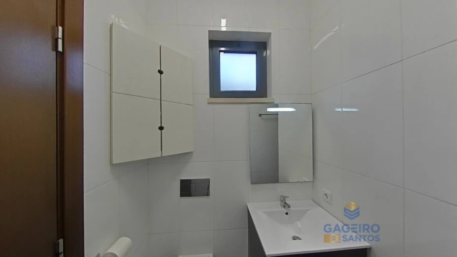 Moradia T4 para Venda em Barrio Foto 138