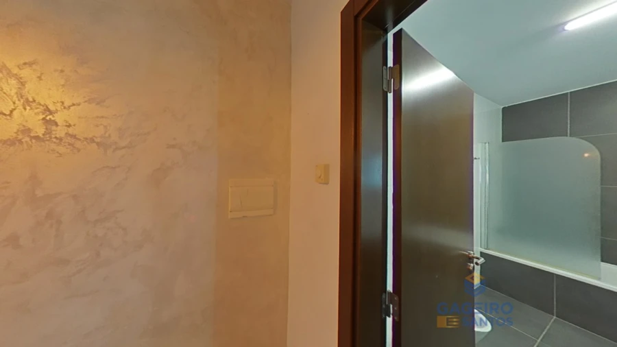 Moradia T4 para Venda em Barrio Foto 162