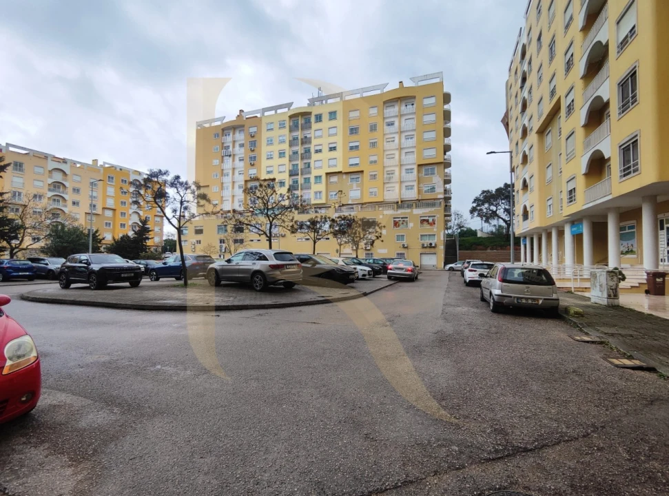 Apartamento T2 para Venda em Seixal, Arrentela e Aldeia de Paio Pires Foto 3