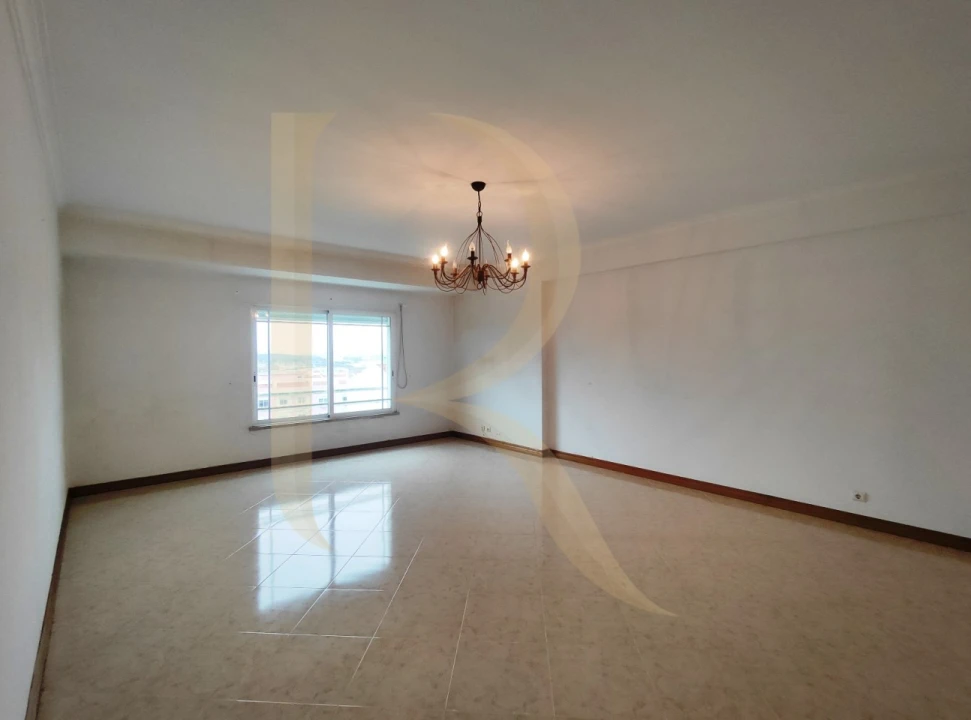 Apartamento T2 para Venda em Seixal, Arrentela e Aldeia de Paio Pires Foto 8