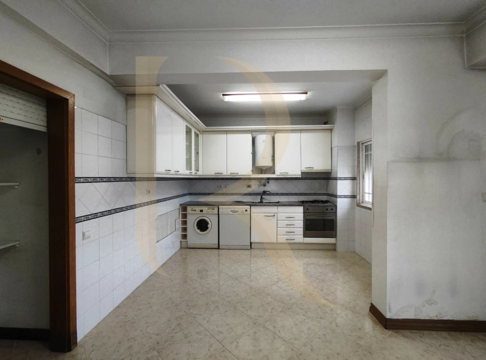 Apartamento T2 para Venda em Seixal, Arrentela e Aldeia de Paio Pires Foto 17