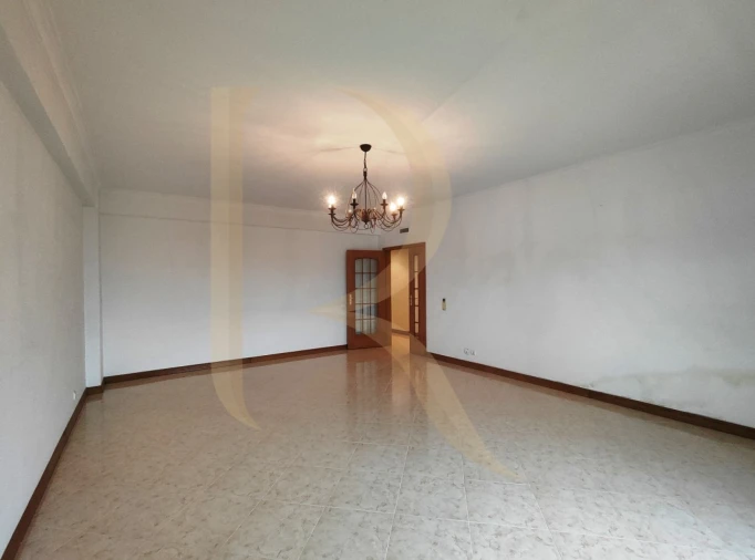 Apartamento T2 para Venda em Seixal, Arrentela e Aldeia de Paio Pires Foto 12