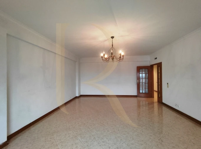 Apartamento T2 para Venda em Seixal, Arrentela e Aldeia de Paio Pires Foto 13