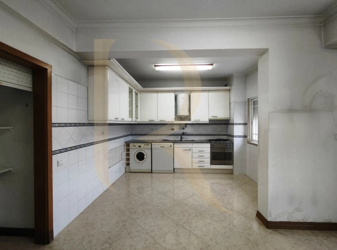 Apartamento T2 para Venda em Seixal, Arrentela e Aldeia de Paio Pires Foto 17