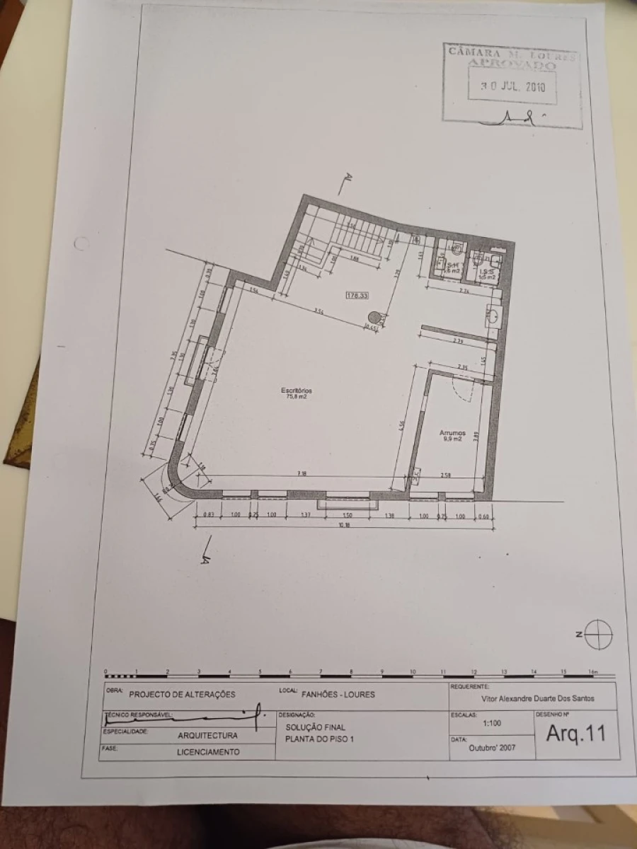 Prédio para Venda em Fanhões Planta 3