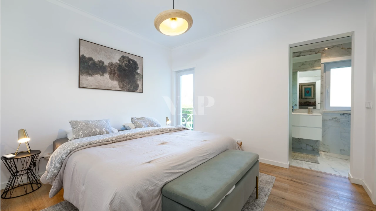 Apartamento T3 para Venda em Quarteira Foto 18