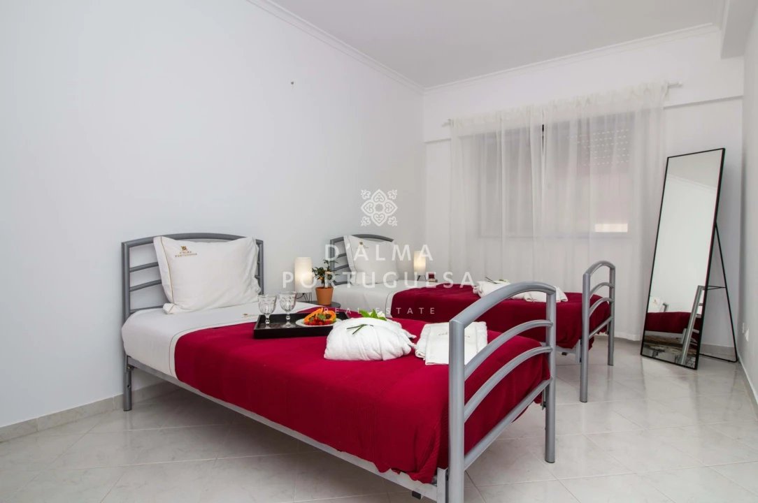 Apartamento T2 para Venda em Albufeira e Olhos de Água Foto 2