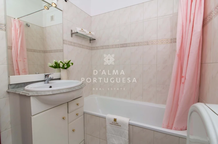 Apartamento T2 para Venda em Albufeira e Olhos de Água Foto 5
