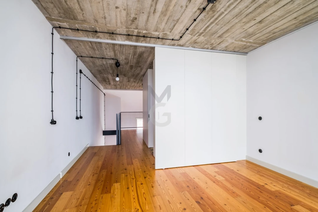 Apartamento T2 para Venda em Arroios Foto 30