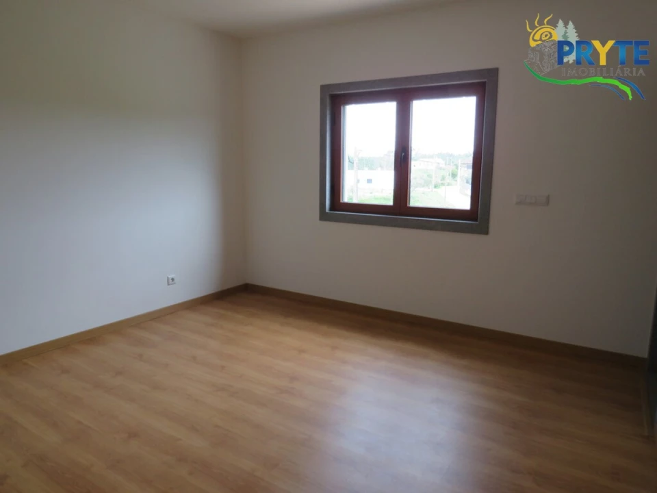 Moradia T4 para Venda em Cumeada e Marmeleiro Foto 23