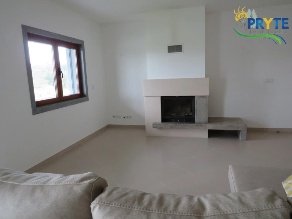 Moradia T4 para Venda em Cumeada e Marmeleiro Foto 46