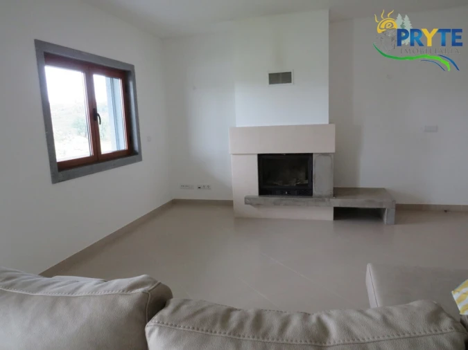 Moradia T4 para Venda em Cumeada e Marmeleiro Foto 46