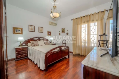 Moradia T3 para Venda em Olhão