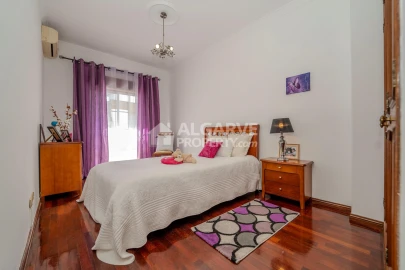 Moradia T3 para Venda em Olhão