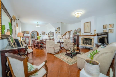 Moradia T3 para Venda em Olhão
