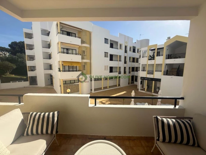 Apartamento T1 para Venda em Quarteira Foto 4