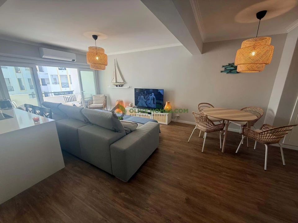 Apartamento T1 para Venda em Quarteira Foto 3