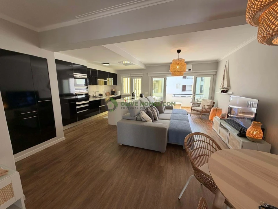 Apartamento T1 para Venda em Quarteira Foto 1