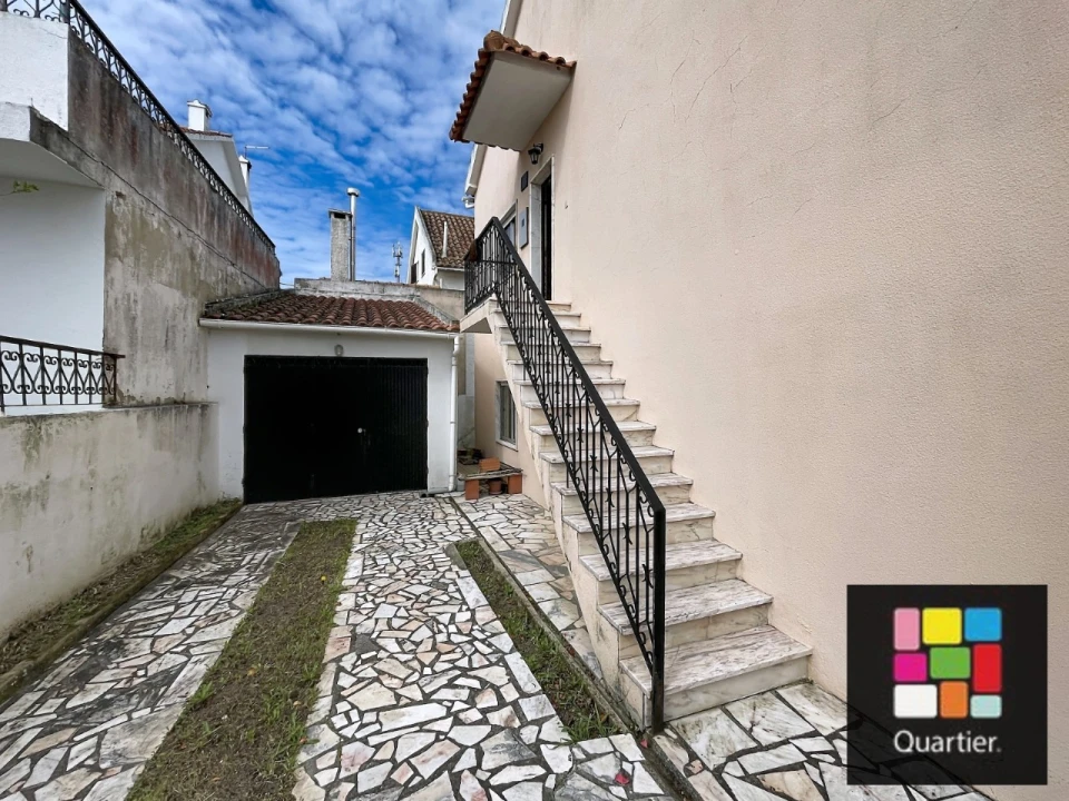 Moradia T4 para Venda em Charneca de Caparica e Sobreda Foto 20