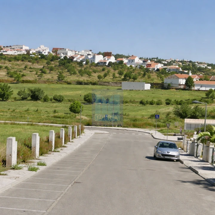 Terreno para Venda em Silves Foto 2