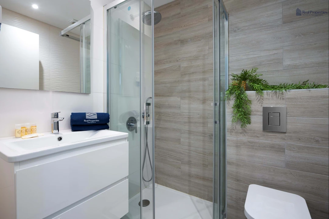 Apartamento T2 para Venda em Quarteira Foto 7