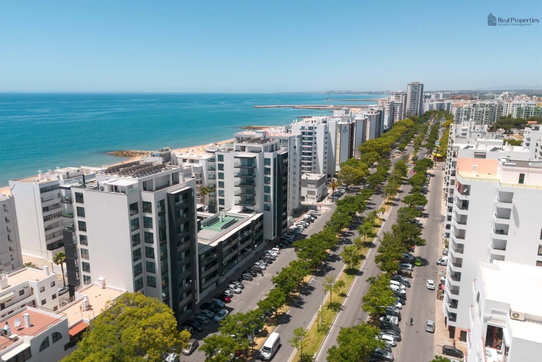 Apartamento T2 para Venda em Quarteira Foto 29