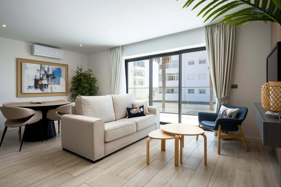 Apartamento T2 para Venda em Quarteira Foto 9