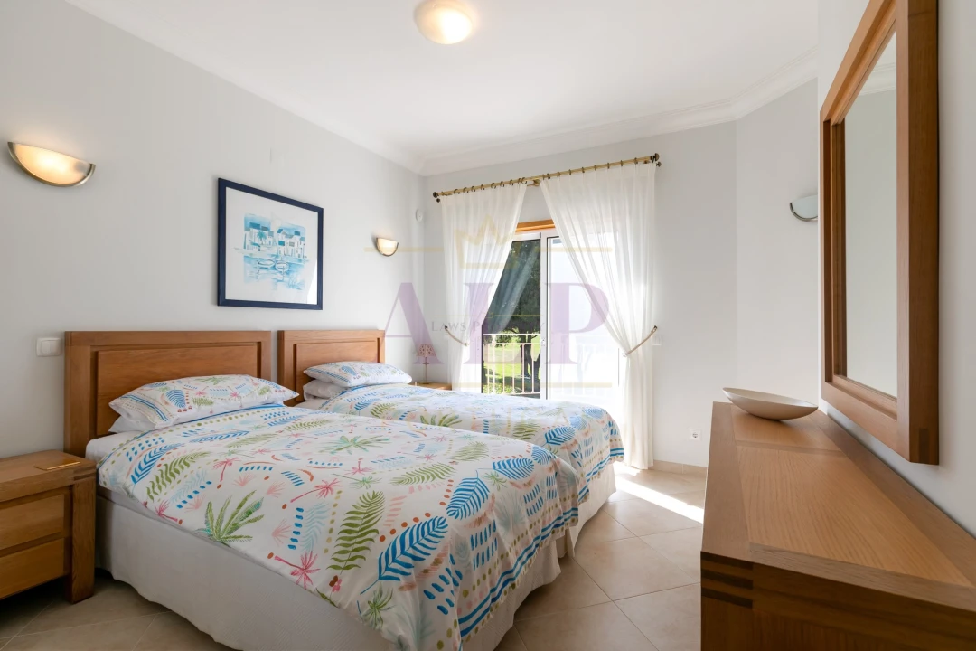 Moradia T3 para Venda em Lagos (São Sebastião e Santa Maria) Foto 29