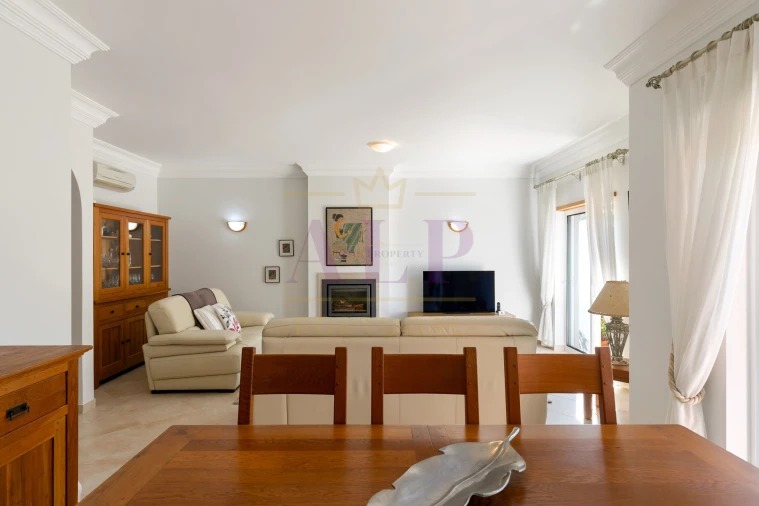 Moradia T3 para Venda em Lagos (São Sebastião e Santa Maria) Foto 14