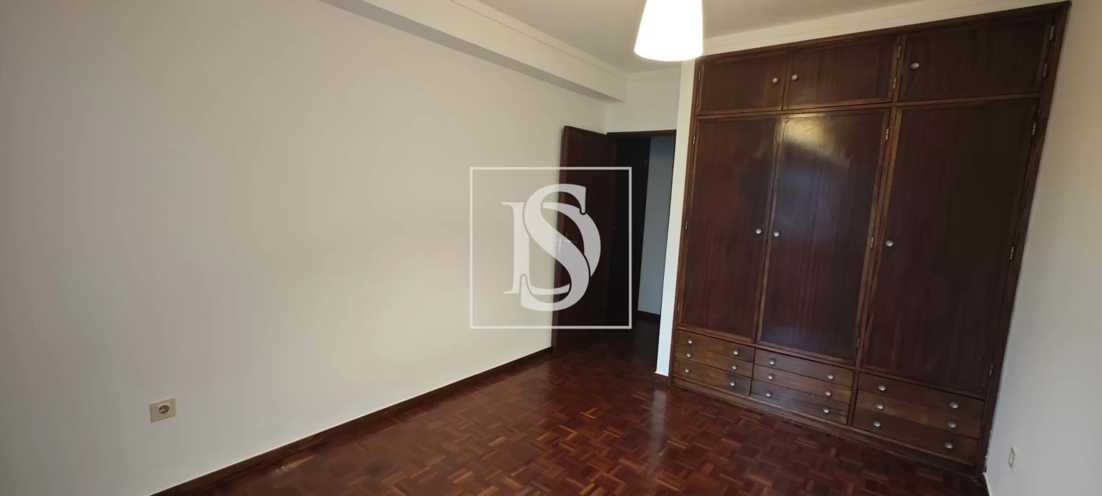 Apartamento T4 para Venda em Tamengos, Aguim e Óis do Bairro Foto 16