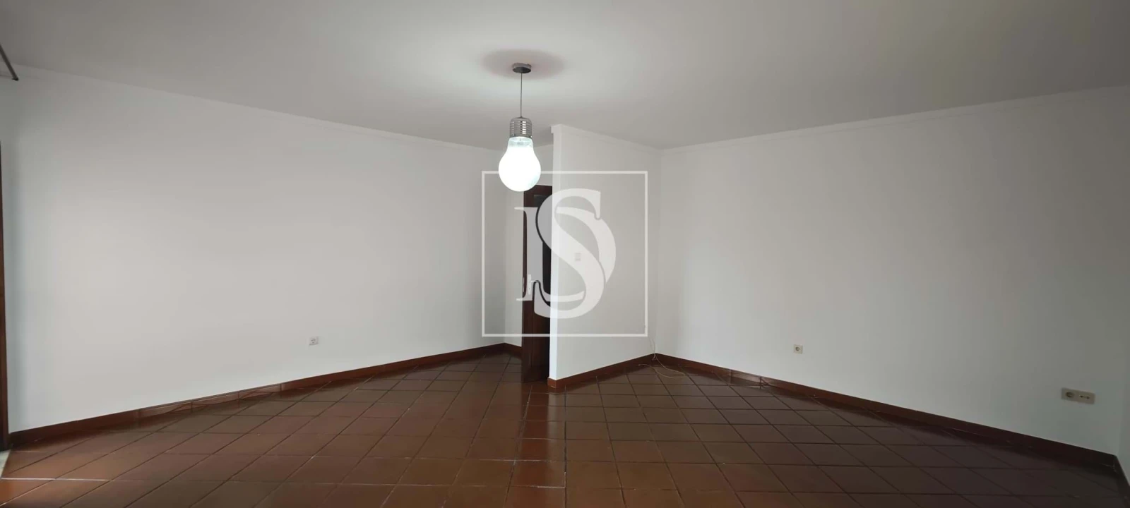 Apartamento T4 para Venda em Tamengos, Aguim e Óis do Bairro Foto 9