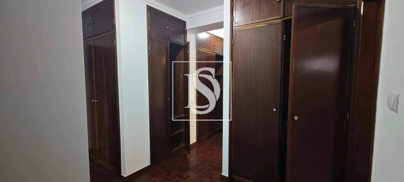 Apartamento T4 para Venda em Tamengos, Aguim e Óis do Bairro Foto 7