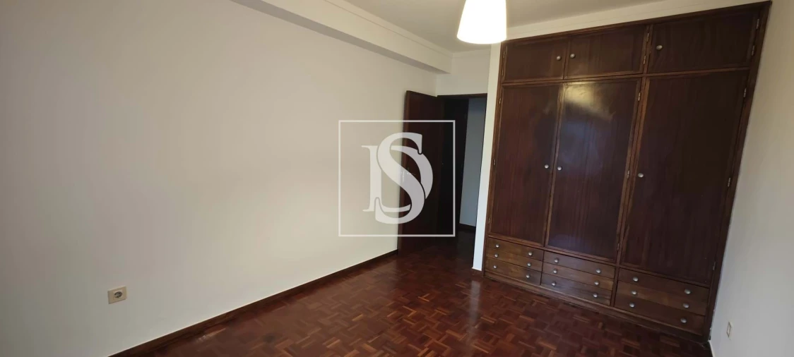 Apartamento T4 para Venda em Tamengos, Aguim e Óis do Bairro Foto 16