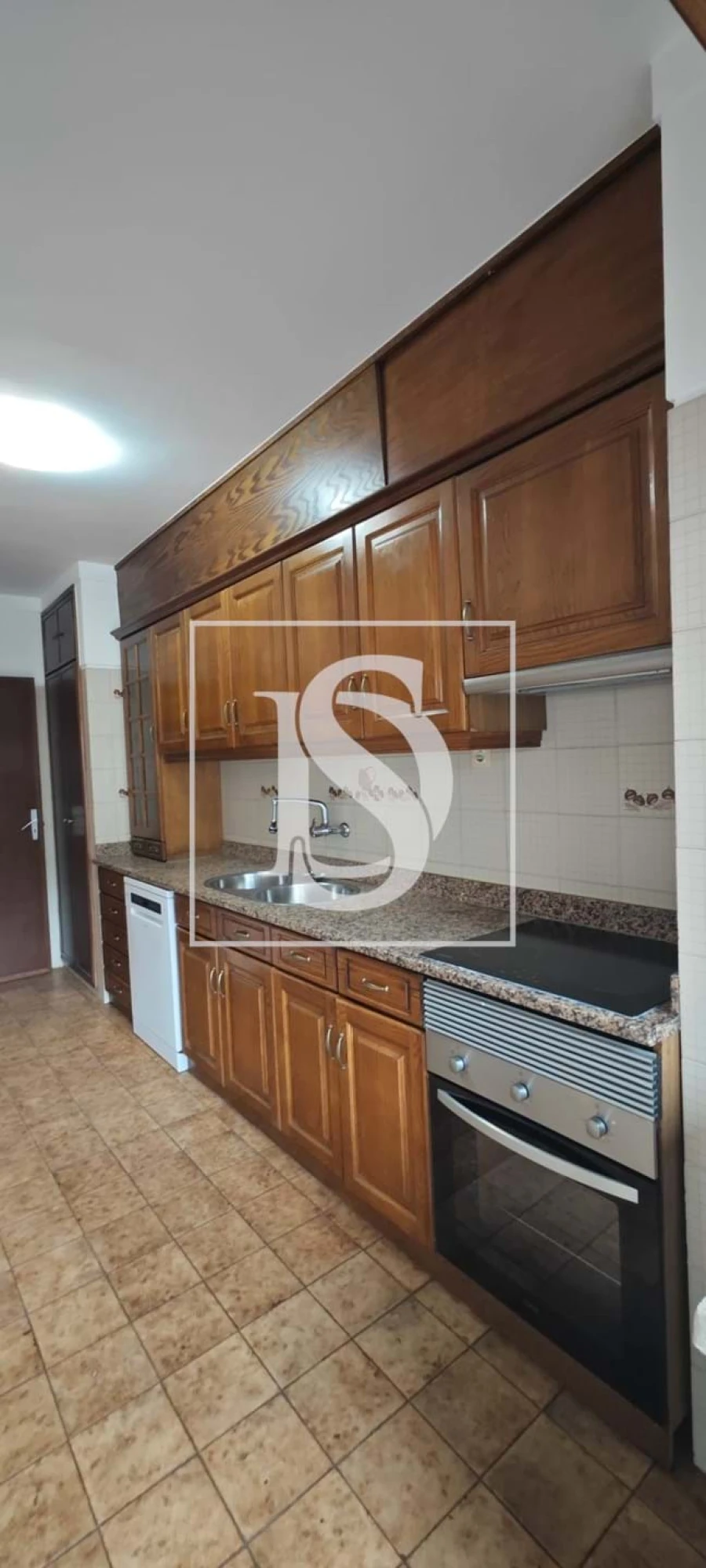 Apartamento T4 para Venda em Tamengos, Aguim e Óis do Bairro Foto 13