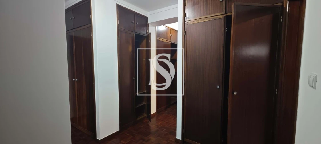 Apartamento T4 para Venda em Tamengos, Aguim e Óis do Bairro Foto 7