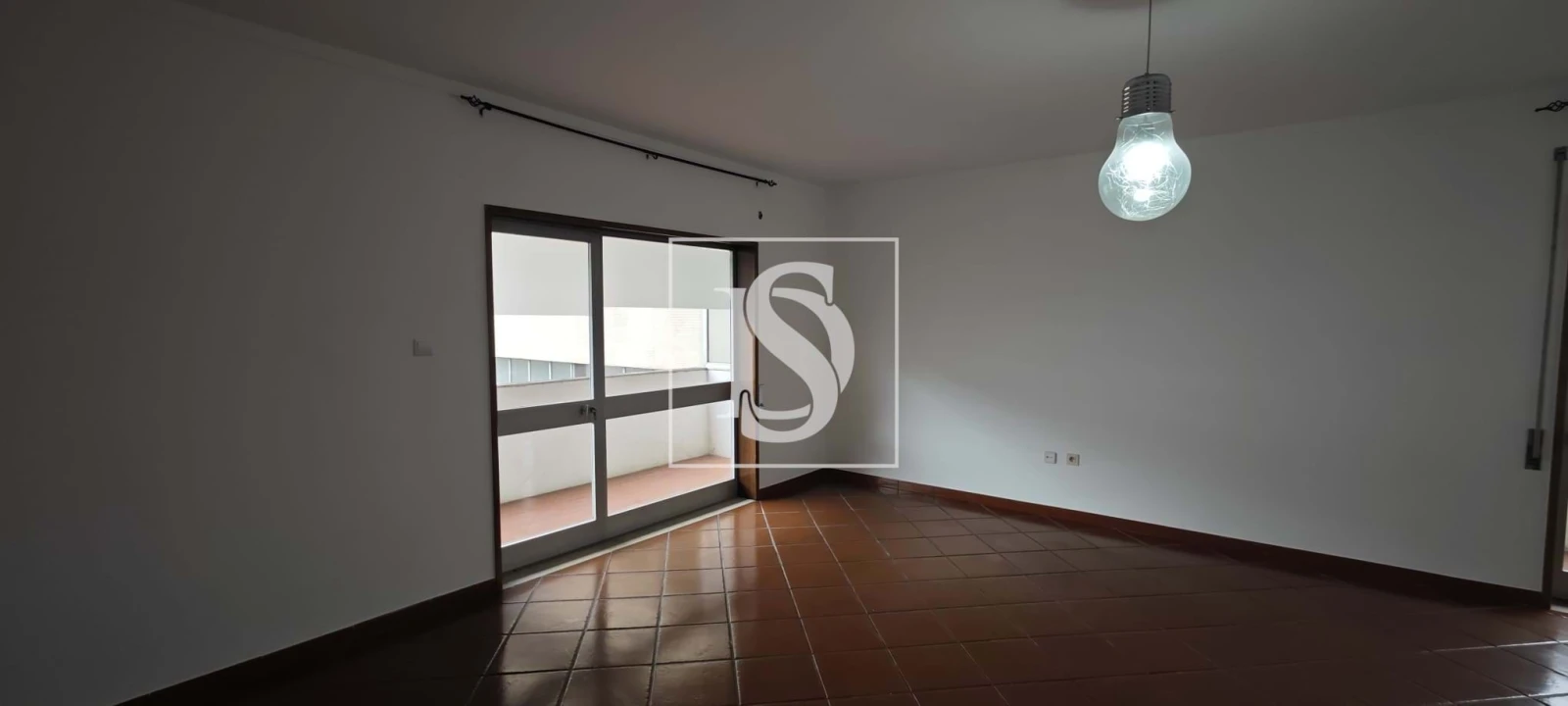Apartamento T4 para Venda em Tamengos, Aguim e Óis do Bairro Foto 8