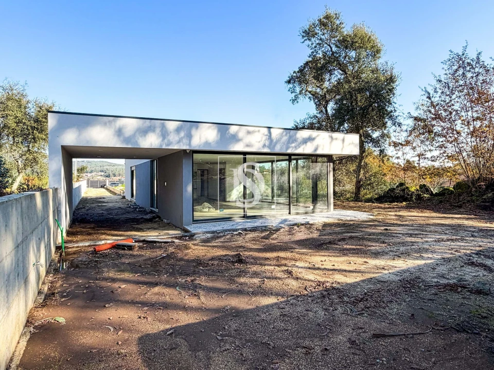 Moradia T3 para Venda em Barcelos, V.Boa, V.Frescainha Foto 1