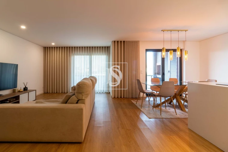 Apartamento T3 para Venda em Costa Foto 3