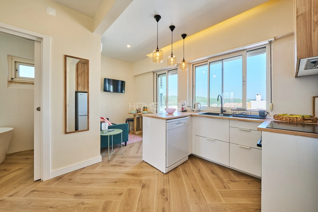 Apartamento T2 para Arrendamento em Campolide Foto 3