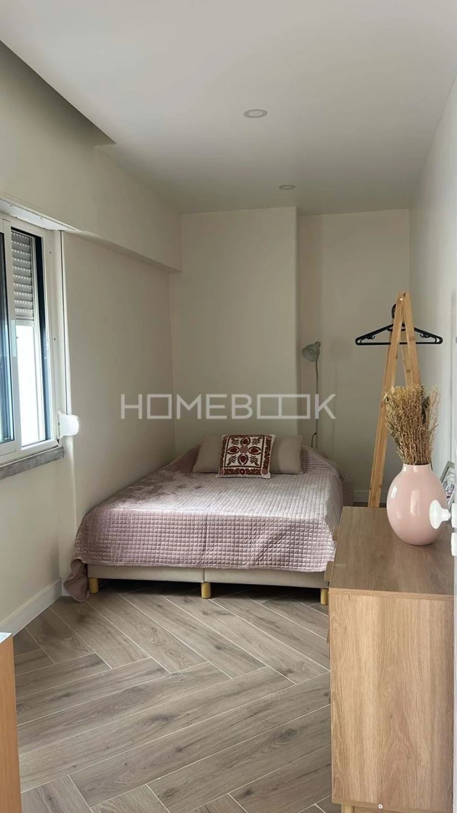 Apartamento T2 para Arrendamento em Campolide Foto 8