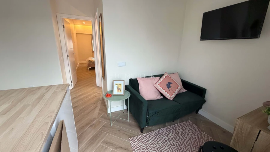 Apartamento T2 para Arrendamento em Campolide Foto 4