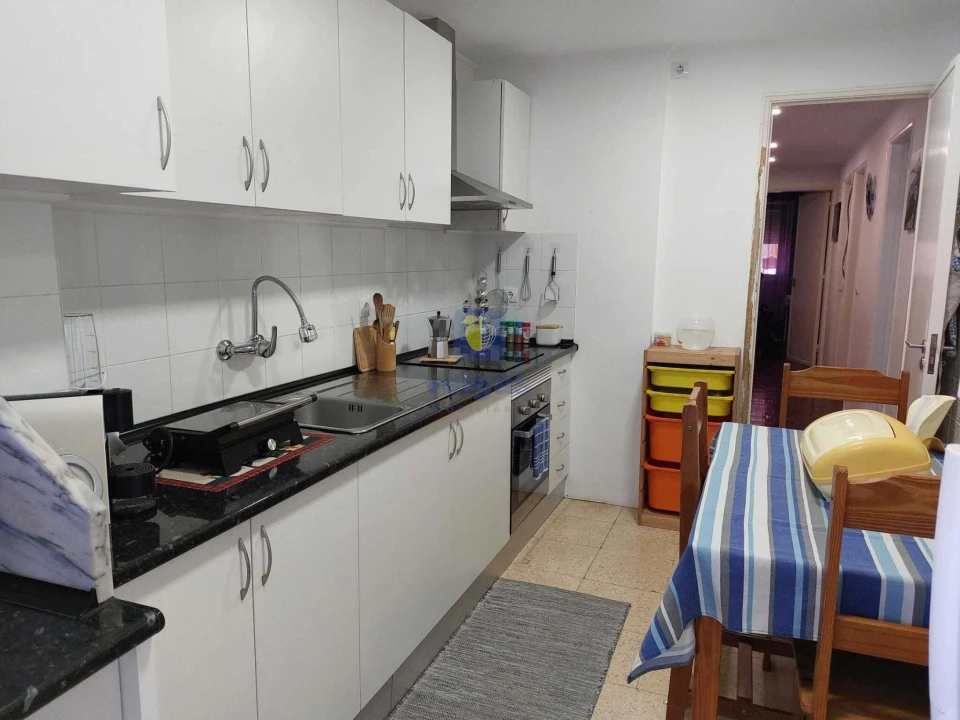 Apartamento T2 para Venda em Massamá e Monte Abraão Foto 11