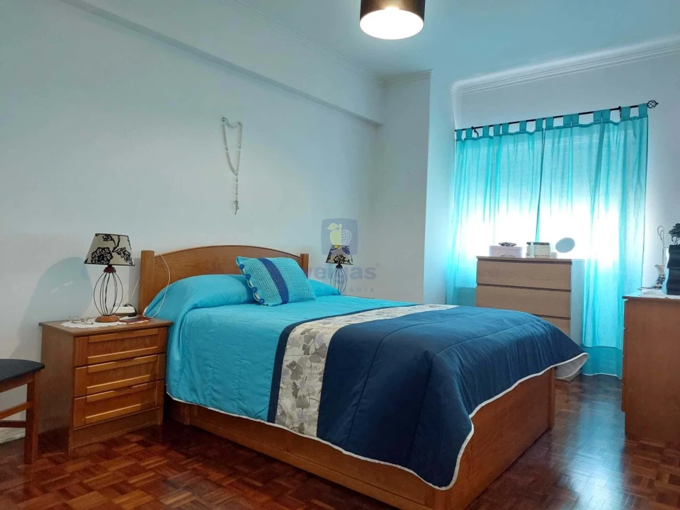 Apartamento T2 para Venda em Massamá e Monte Abraão Foto 3