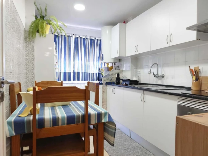 Apartamento T2 para Venda em Massamá e Monte Abraão