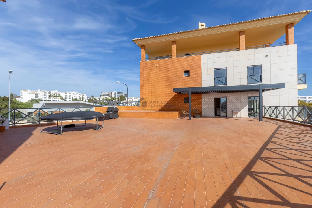 Apartamento T3 para Venda em Albufeira e Olhos de Água Foto 22