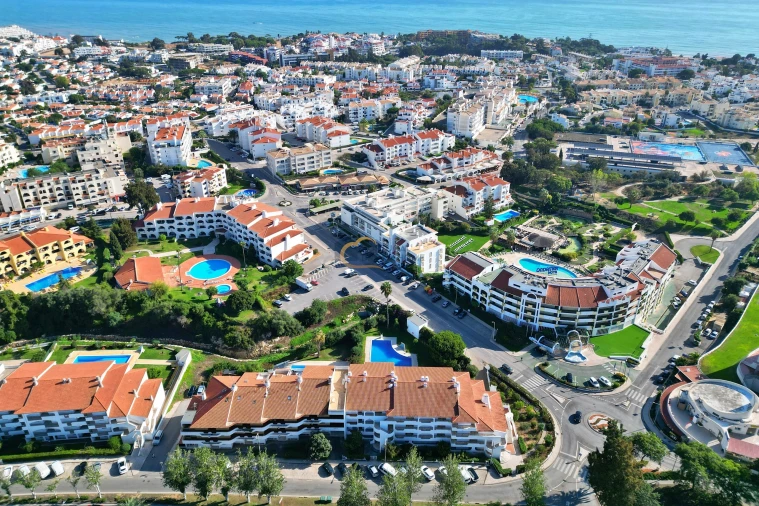 Apartamento T2 para Venda em Albufeira e Olhos de Água Foto 21