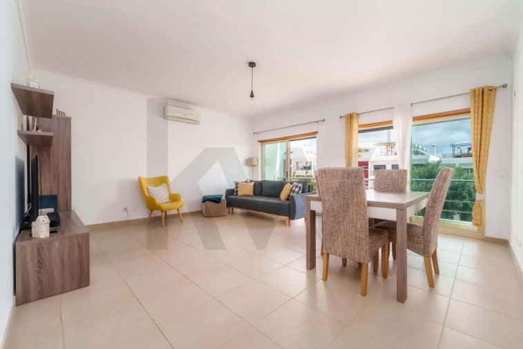 Apartamento T3 para Venda em Olhão Foto 3